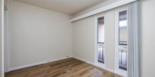 115 Moss Avenue Gallery 8