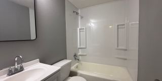 Beautiful 2 Bed 1.5 Bath Townhome AVAILABLE IMMEDIATELY! Gallery 11