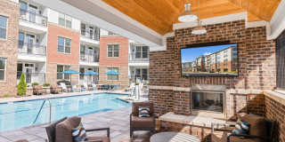 Overture Cary 55+ Active Adult Apartment Homes Gallery 47