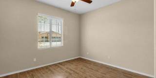 5542 W Kowalsky Lane Gallery 26