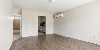 616 S Irwin Street Gallery 7