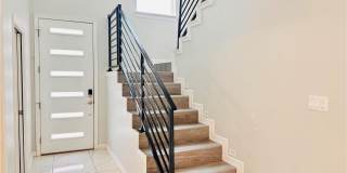 5506 N Crown Point Gallery 12