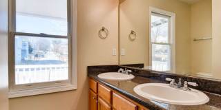 Amazing 3 Bedroom 2.5 Bath! Intown Living at a Price Below Market Off Street Parking Amazing 3 Bedroom 2.5 Bath! Intown Living at a Price Below Market Off Street Parking Gallery 24