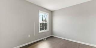 467-469 Summer Ave Gallery 17