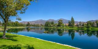 Updated & Furnished 3BR Townhome with Loft & Lake Access Gallery 54