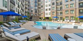 Solis Midtown Gallery 1