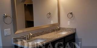 Gorgeous, 4 Bedroom/2 Bath in Martin Farms Subdivision Gallery 11