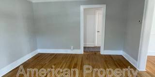 1227 S College Ave Gallery 18