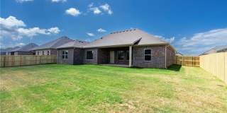 110 N Banner Avenue Gallery 6