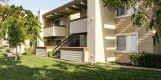 eaves Foster City Gallery 44