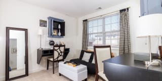 Kingsley Commons Gallery 8