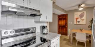 625 Village Ln Gallery 1