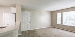 Laurel Pointe - Affordable Housing Gallery 16