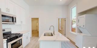 1030 West Apartments: Two, Four, & Five Bedrooms Near USC Campus! Gallery 1