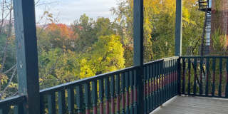 4 Bedroom 2 Bathroom House with Stunning Hudson River Views Gallery 23