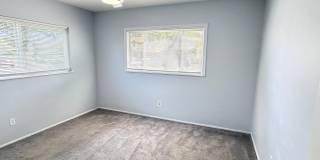 4827 Pacific Avenue Gallery 10