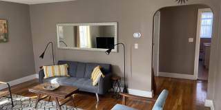 211 Main Street unit: A Gallery 1