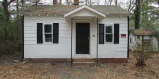 Small Single Family Home Gallery 1