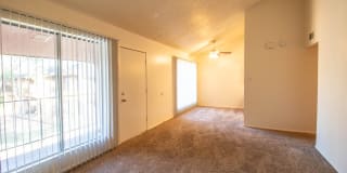 Plaza Square Apartments Gallery 11