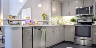 360 Luxury Apartments Gallery 30