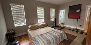 Modern Rental - South Side Gallery 11