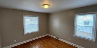 343 Elmwood Drive Gallery 36