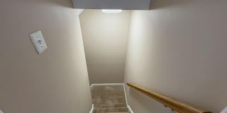 18 NEVILLE Court Gallery 35