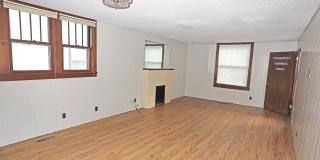344 East Adams Avenue Gallery 1