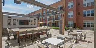 One William Gallery 86