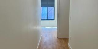 1128-30 WALNUT Street Gallery 11