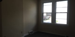 Great Home!! Spacious Living Area! Back Yard and Deck! Washer/Dryer Hook-Ups! Great Home!! Spacious Living Area! Back Yard and Deck! Washer/Dryer Hook-Ups! Gallery 6