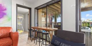 208 W Saturn Ln Gallery 7