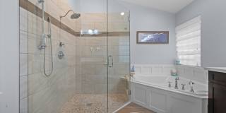 4221 Bluff Harbor Way Gallery 32
