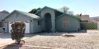 Great 3 Bedroom, 2 Bathroom Home in Quiet Neighborhood! Gallery 5