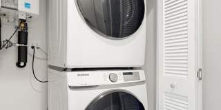 14802 Vanowen Street Gallery 32