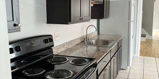 Beautiful 3-bedroom, 1.5-bathroom home in the heart of Lancaster! Gallery 1