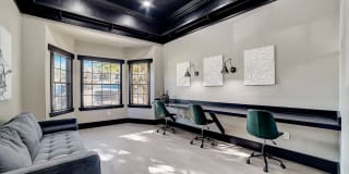 La Mirage Gallery 37