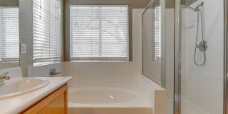 WONDERFUL 3 BEDROOM PLUS DEN 1 STORY HOME. CASITA WITH OWN BATHROOM! GATED COMMUNITY! Gallery 18