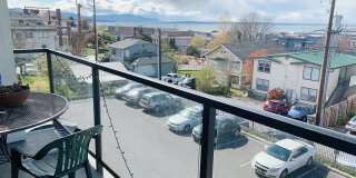 Spacious 3 & 4 Bedroom Apartments Near WWU + Downtown Gallery 9