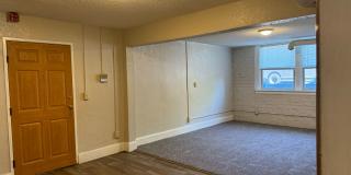 $500 Off First Month + Reduced Rent! Gallery 21