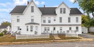 792 Grove Street Gallery 26