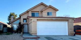 Beautiful cul-de-sac Home Gallery 1