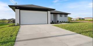 2719 42nd Street W Gallery 1