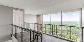 1000 Urlin Avenue Gallery 19