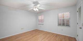 Beautiful Must See!! 3/2 Plus Sunroom & Garage!!  Gated Community!! Gallery 26