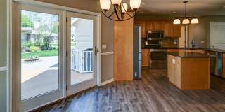 Beautifully updated 4 bedroom home in Southbridge, Waunakee Gallery 24