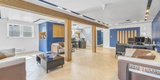 Villa Square LLC Gallery 71