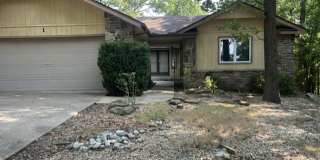 Bella Vista Close to Lake Windsor! Gallery 1