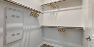 400 E Olympic Dr Gallery 9