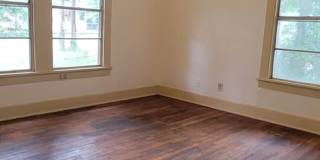Nice 2 bedroom/1 bath home with Single Car Garage and Central Air & Heat! Nice 2 bedroom/1 bath home with Single Car Garage and Central Air & Heat! Gallery 12